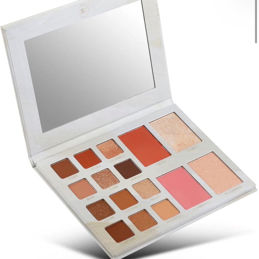 Lurella Bare Essentials Eyeshadow +